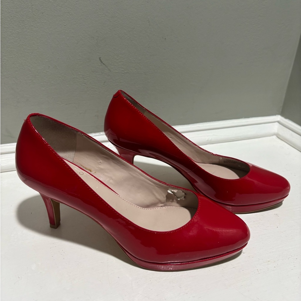 Vince Camuto Women’s Patent Leather Red Dress Pumps-size 7.5